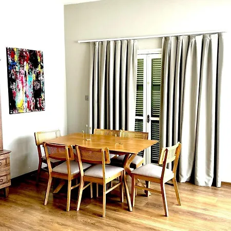 Begonvil 2 Bedroom Flat North Nicosia, Turkish Side *